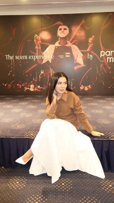 Instagram post by an influencer for L’Oréal Middle East. Caption reads: My hair transformation secrets! I’m obsessed with....