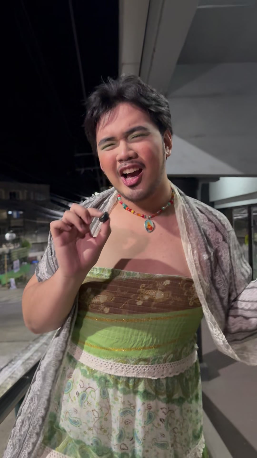 TikTok post by @iceeneoo for 7-Eleven. Caption reads: HANGLAMIGG! Saktong sakto sa lamig ng simoy ng....