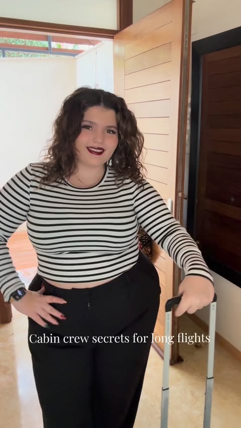 Instagram post by @juls.sepr for Plusock. Caption reads: Cabin crew tip for long flights ✈️
I never fly....