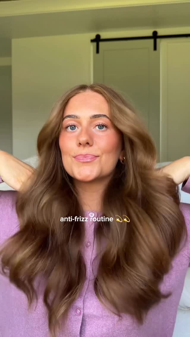 Instagram post by @itssydniegreen for Cocoandeve. Caption reads: Bye bye frizz 👋👋 @cocoandeve Miracle Hair Elixir....