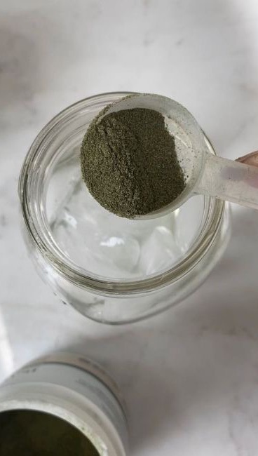 Instagram post by @itsdonjae for Amazing Grass. Caption reads: Kick start your day with @amazinggrass to boost....