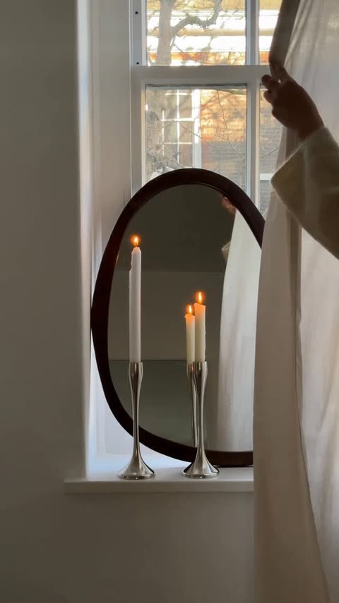 Instagram post by @lexie.lah for Wayfair. Caption reads: [...] and a new corner of calm styling some....