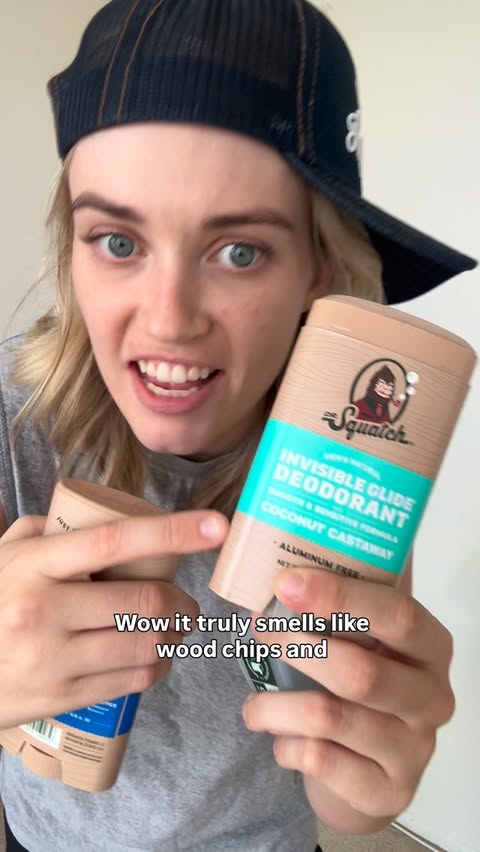 Instagram post by @liv.pearsall for Dr. Squatch. Caption reads: [...] she is COMFORTABLEEE💯💯💯💯💯 - -....