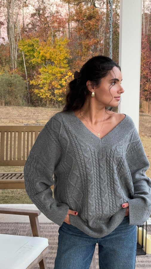 Instagram post by @arianaivettelee for Express. Caption reads: Styling my new holiday arrivals from @express !!....