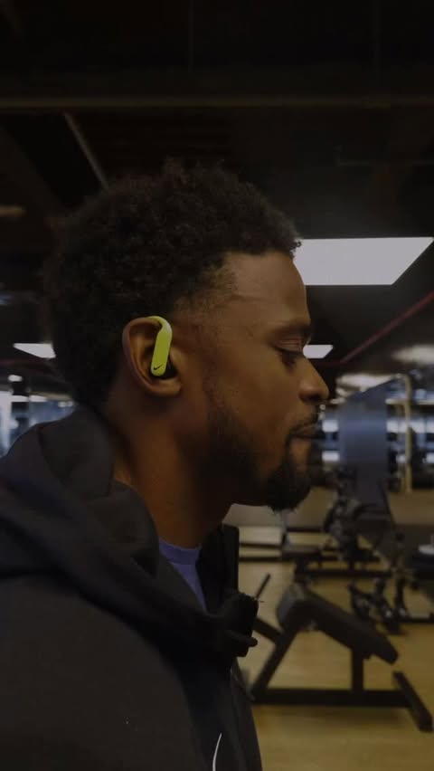 Instagram post by @joeholder for Beats by Dre. Caption reads: 🔊SOUND ON 🔊 @beatsbydre @nike Green errr VOLT....