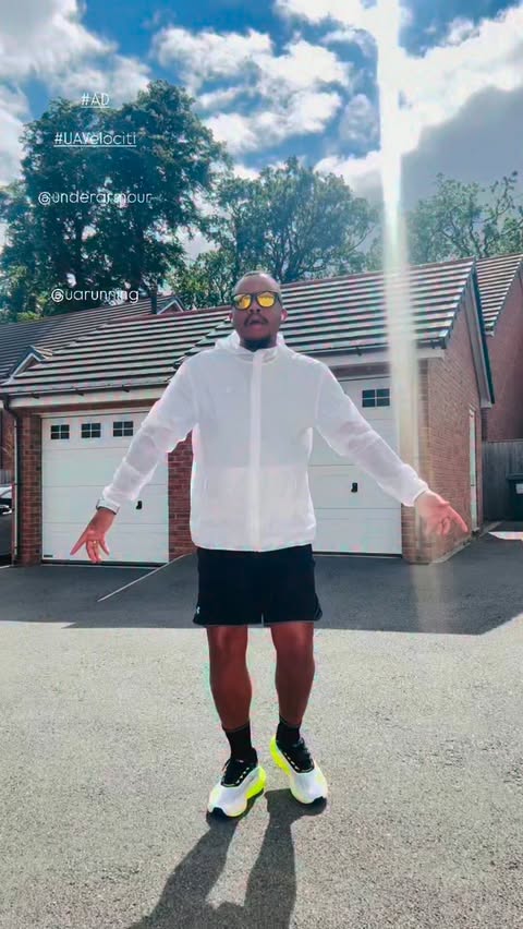 Instagram post by @walter_simba007 for Under Armour Run. Caption reads: #ad @underarmour @uarunning Heart pounding. And....