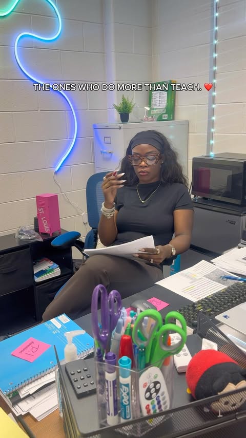 Instagram post by @cabrina_dixon for Kleenex. Caption reads: [...] Nominate an incredible educator for the....
