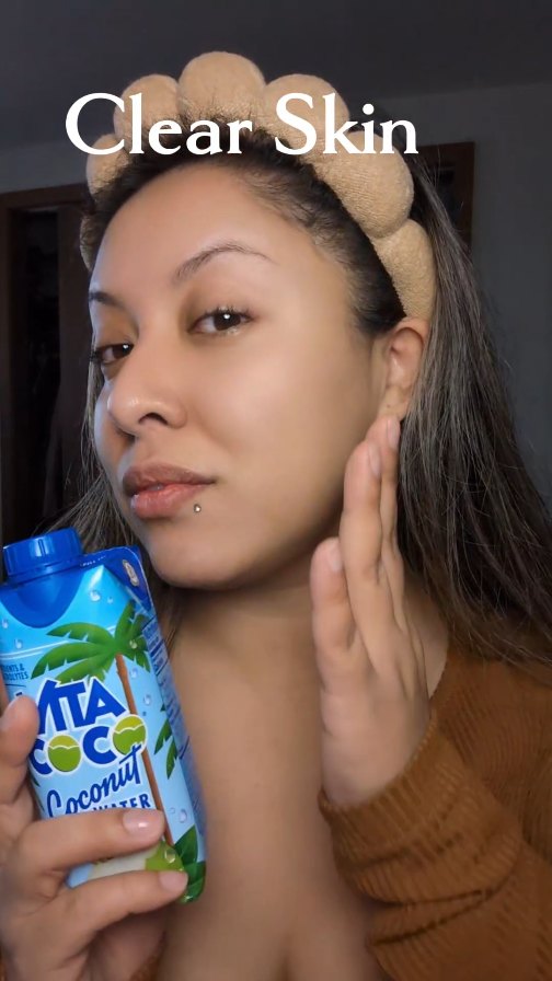Instagram post by @v3ra_y3ssi for Vita Coco. Caption reads: [...] is the real beauty hack-and VitaCoco is my....