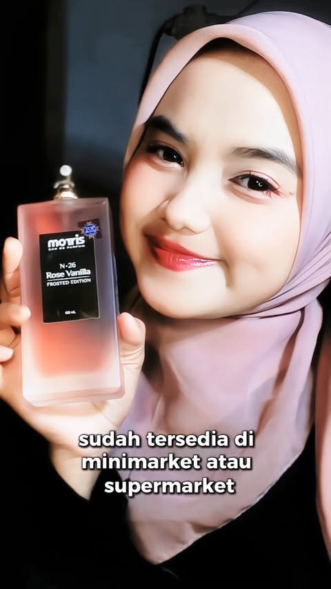 Instagram post by @sulismeiliyana24 for Morris Indonesia. Caption reads: [...] parfum morris nya kak @amandamanopo....