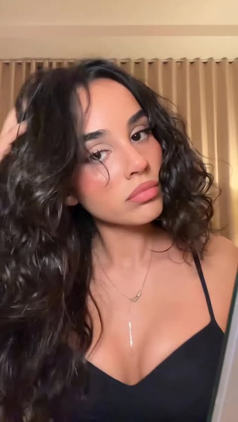 Instagram post by @aeymsz for Kylie Cosmetics. Caption reads: what next?:

eyes @kyliecosmetics palette....