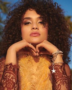 Instagram post by @mynamesdiana for Charlotte Russe. Caption reads: @charlotterusse #makeityours 🖤.