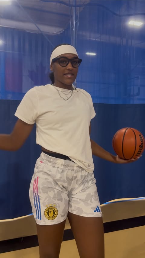 Instagram post by @aaliyahedwards_24 for Oakley. Caption reads: [...] doesn’t mean training alone. Using my....