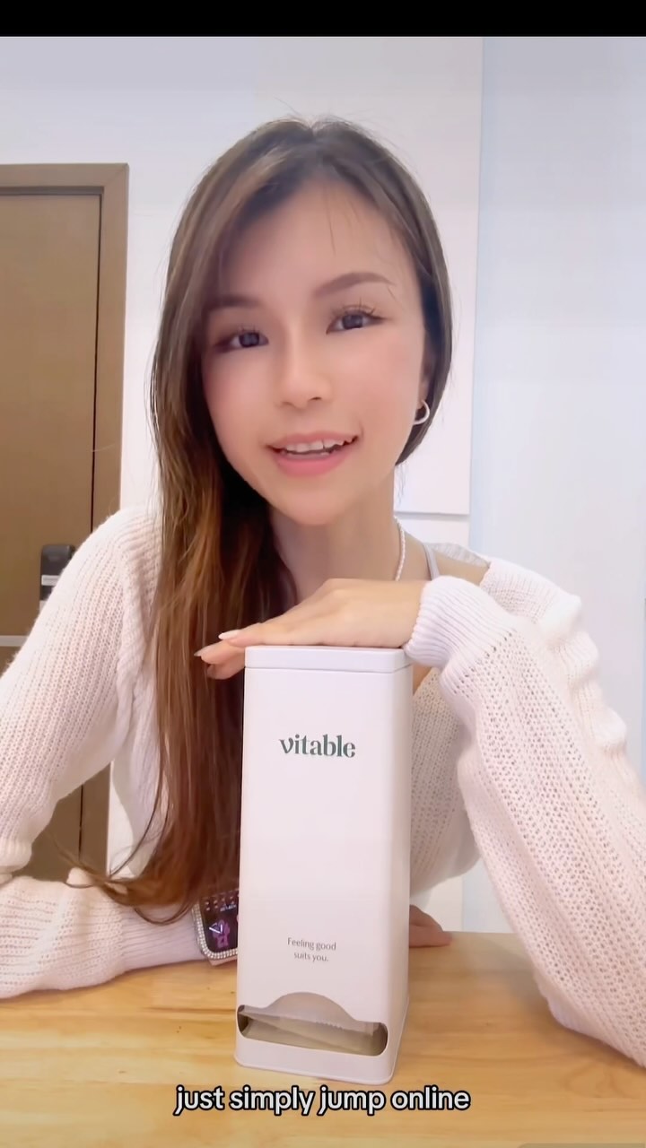 Instagram post by @stylingwithtracy for Vitable. Caption reads: 𝗨𝗻𝗹𝗼𝗰𝗸 𝗪𝗲𝗹𝗹𝗻𝗲𝘀𝘀 𝘄𝗶𝘁𝗵....
