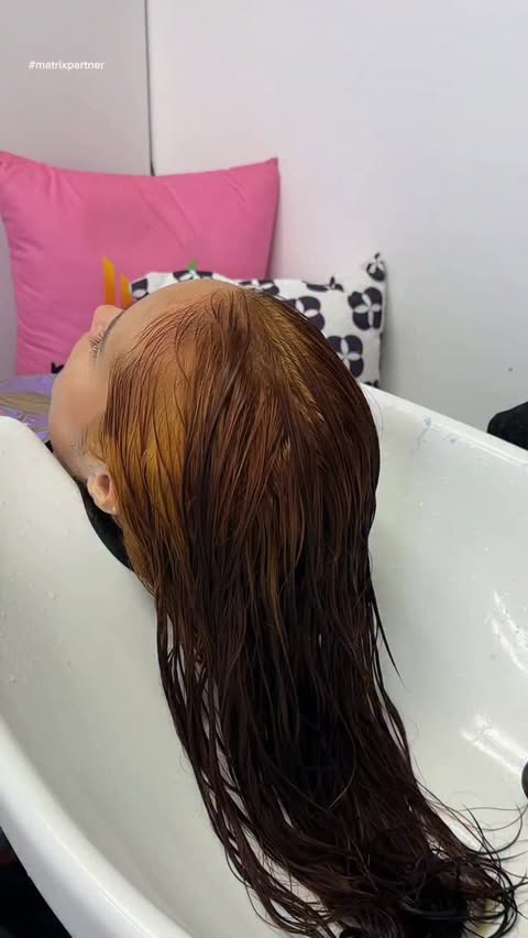 Instagram post by @colourmelilyrose for Matrix. Caption reads: [...] fall? watch how I did it using all my....