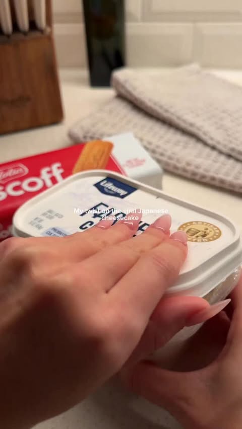 Instagram post by @health_by_lo for Lifeway Foods. Caption reads: Everyone’s making the Japanese cheesecake… so I....