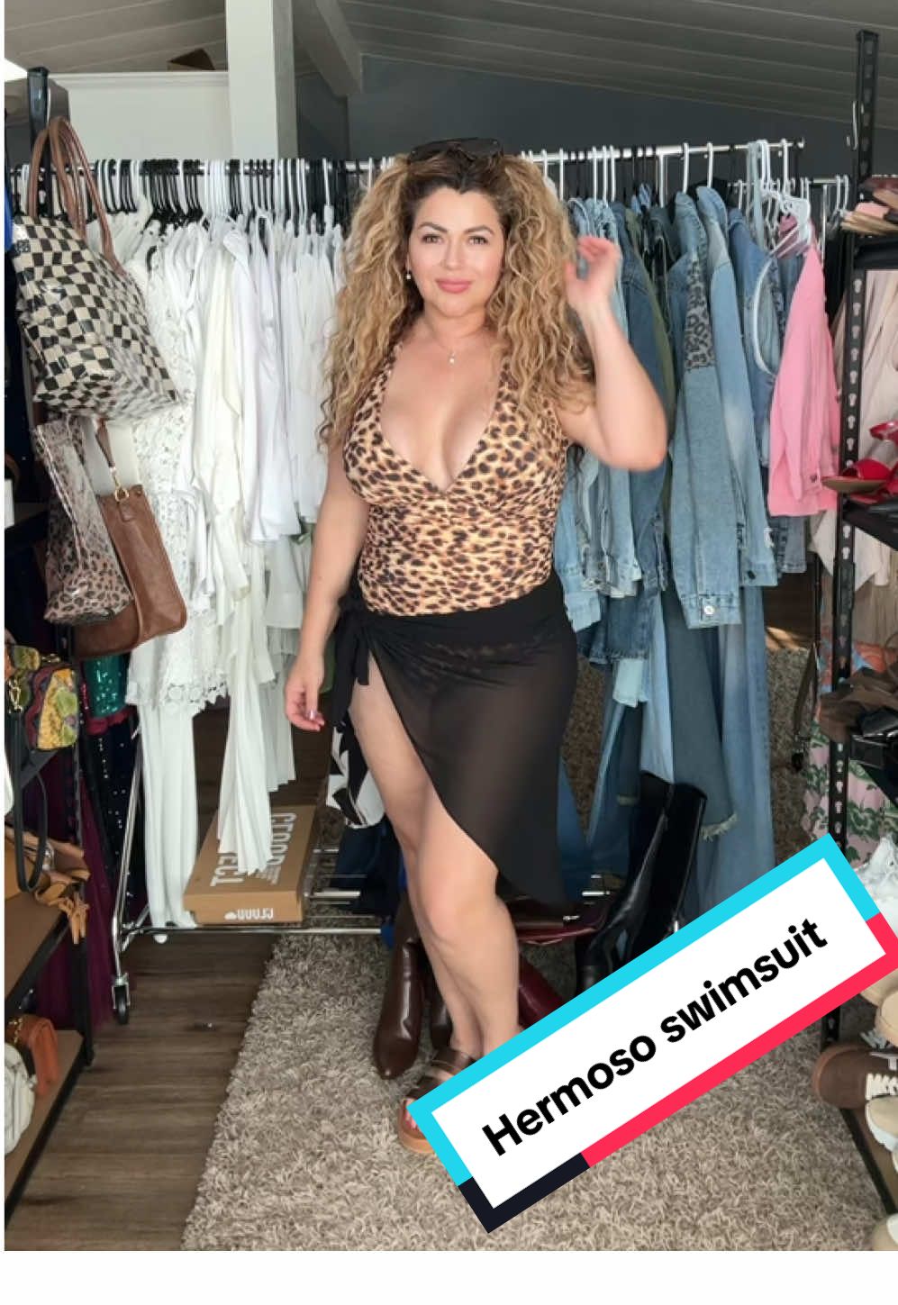 TikTok post by @marinafierro1 for Shapellx. Caption reads: Shapellx Hermoso swimsuit  con control de abdomen....