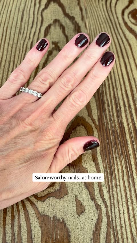 Instagram post by @letsgrow.mom for Dazzle Dry. Caption reads: [...] without the salon 💅✨ I’ve been using Dazzle....