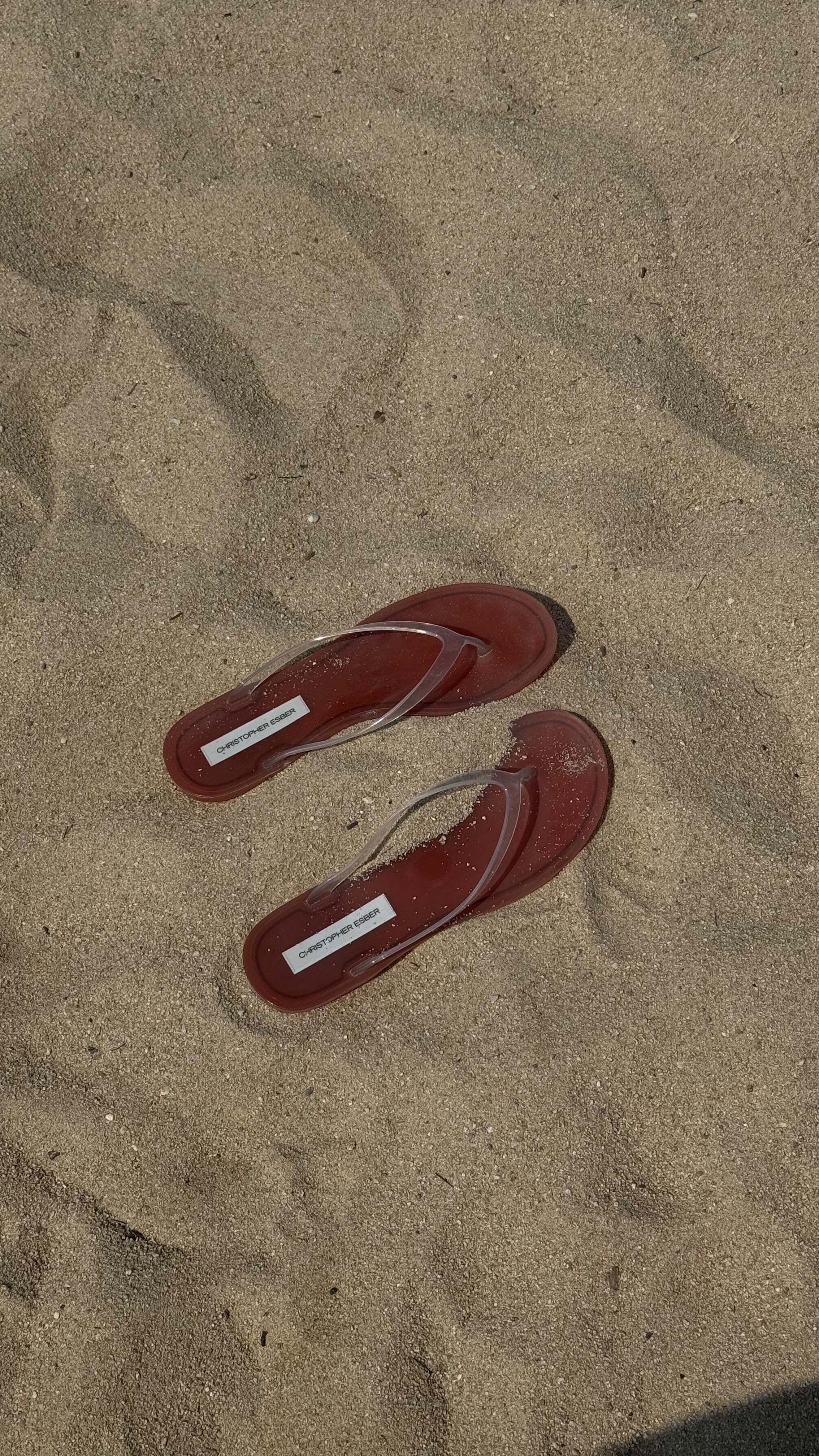 Instagram post by @brookemason for Bio.me. Caption reads: haul of all my fave travel snacks ✈️

@bio.me....