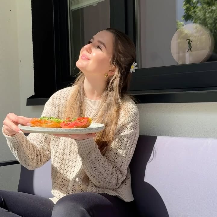Instagram post by @melamodelayt for Lidl Polska. Caption reads: [Współpraca reklamowa] z @LidlPolska
Celebracja....