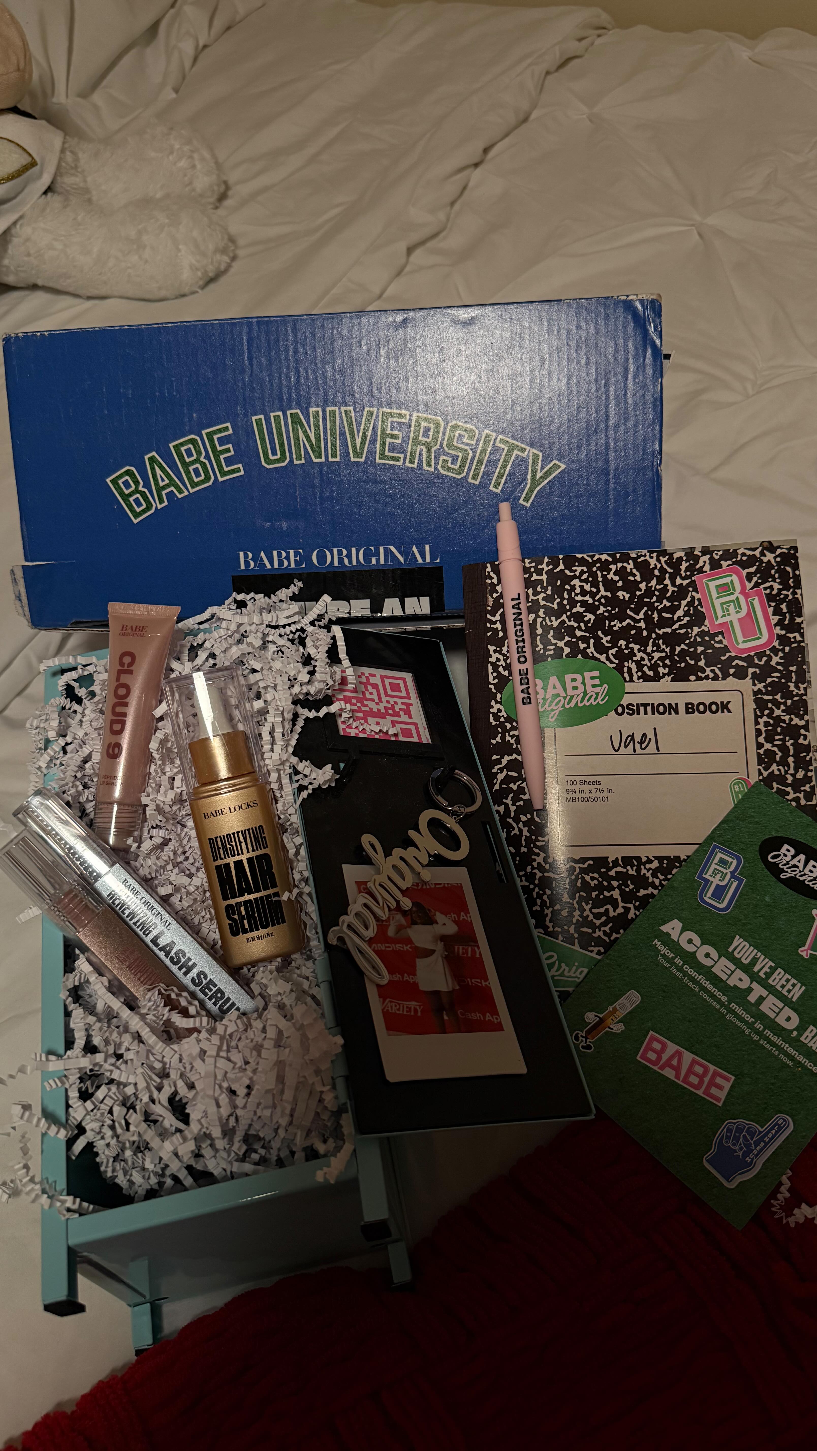 Instagram post by @jaellobo for Babe Original. Caption reads: This is so cute, thanks @babeoriginal....