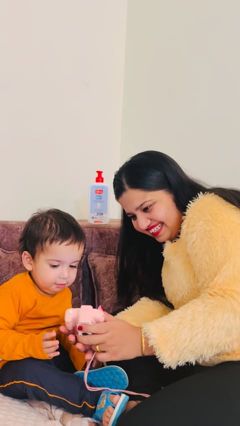 Instagram post by @mommys_bossbaby for LuvLap. Caption reads: Bath time = happy time 🛀 
I trust LuvLap Baby....