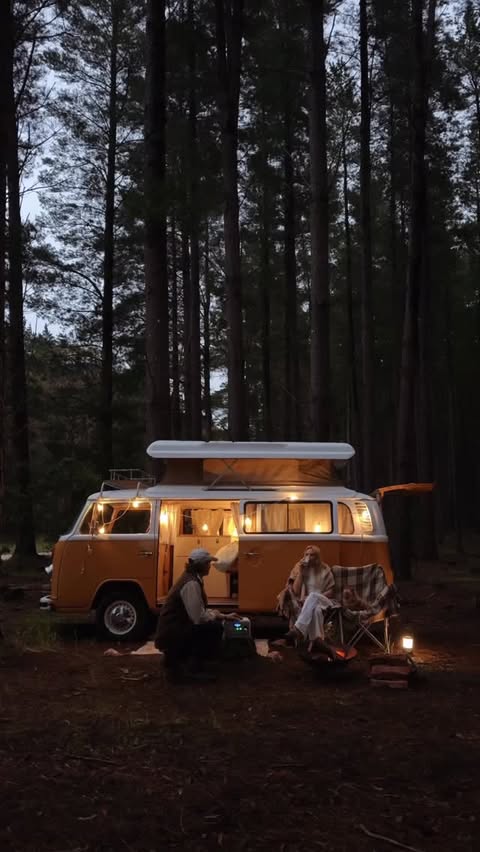 Instagram post by @75vibes_ for BLUETTI. Caption reads: We have a ✨g i v e a w a y✨ for you!! 🤍

We’re....