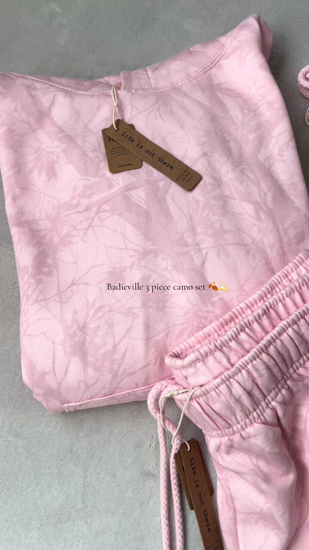 TikTok post by @marisol_lozanoo for Baddieville. Caption reads: The comfiest set for fall 🍂 @Baddie Ville #fyp....