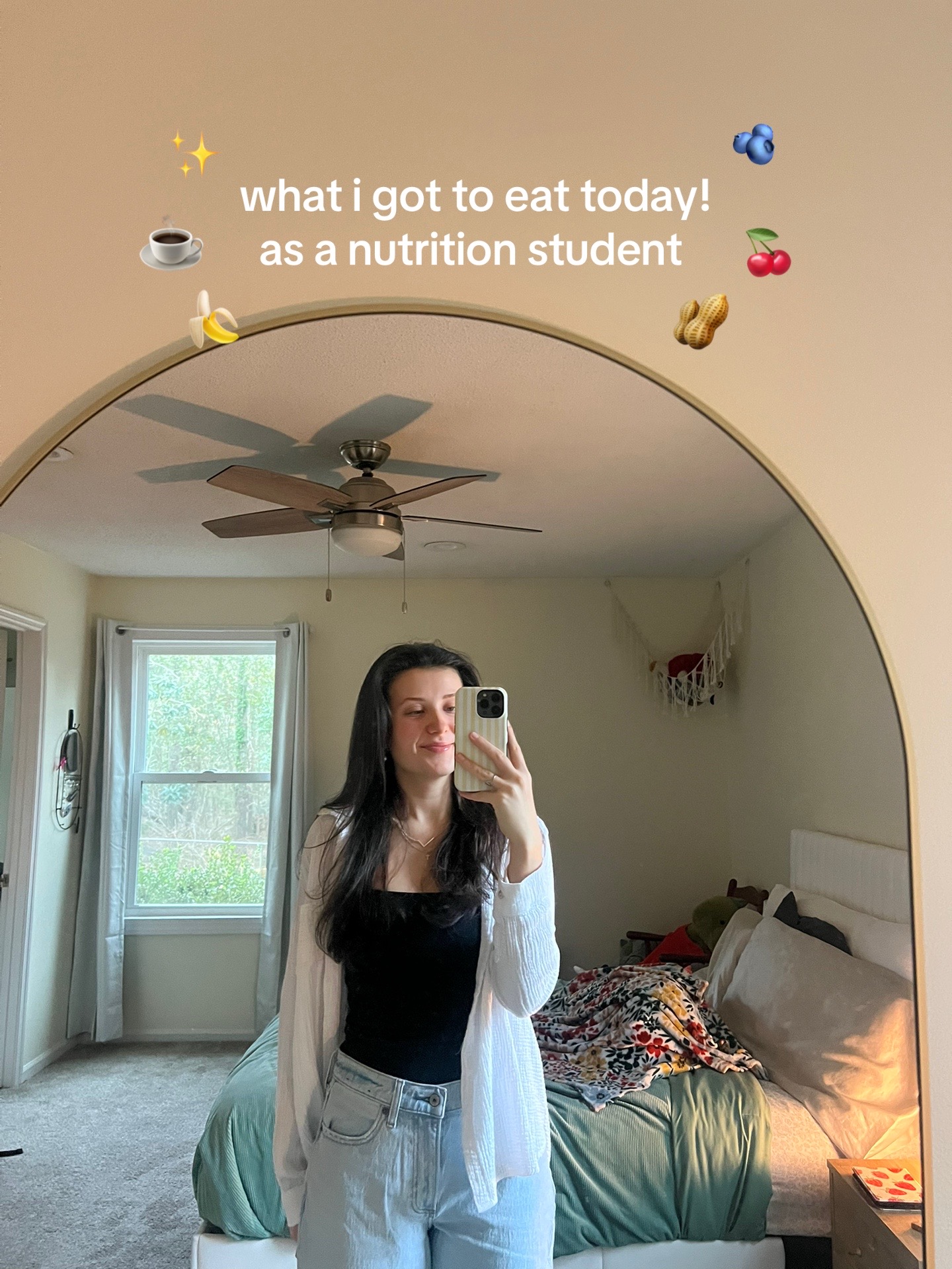 TikTok post by @breenabulthuis for Traditional Medicinals. Caption reads: [...] to be eating my meals at home🥰 @Traditional....