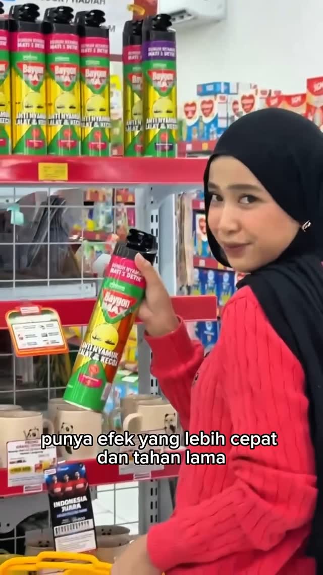 Instagram post by @indyratnap for Alfamart. Caption reads: Cuma main mini games dapet rice cooker!!!!

Guys....