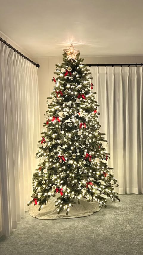 Instagram post by @alokana_hawaii for Balsam Hill. Caption reads: Holiday magic begins at home @balsamhill 🎄❤️....
