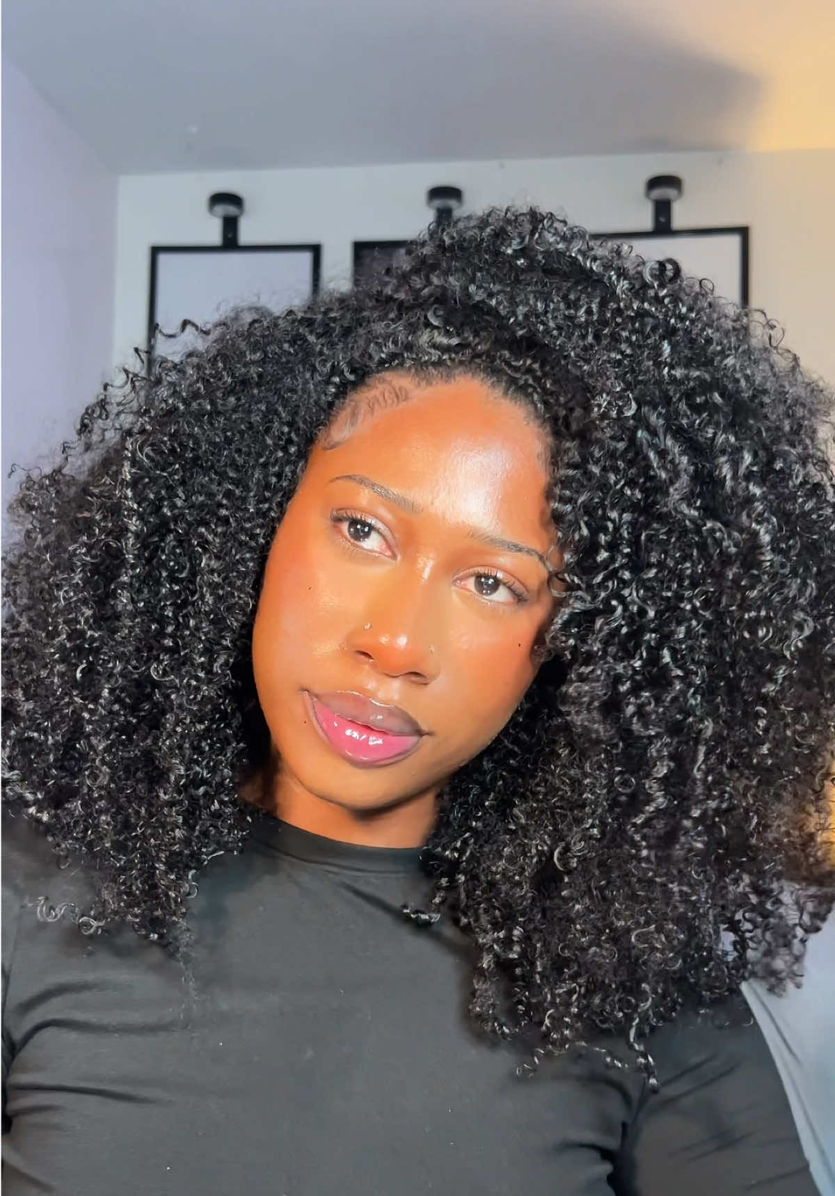 TikTok post by @arriisbad for OQHAIR. Caption reads: It’s all in the customization! You can’t just....