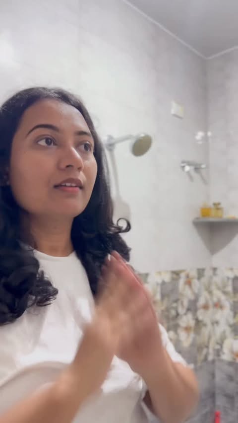 Instagram post by @thecharupatil for Everyuth Naturals. Caption reads: [...] work every day too. #Everyuth....