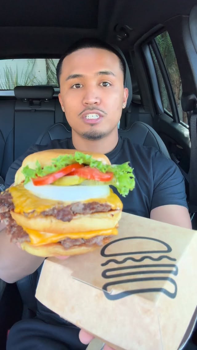 Instagram post by @lifeofcian_ for Shake Shack. Caption reads: The Big Shack from @shakeshack 🍔....