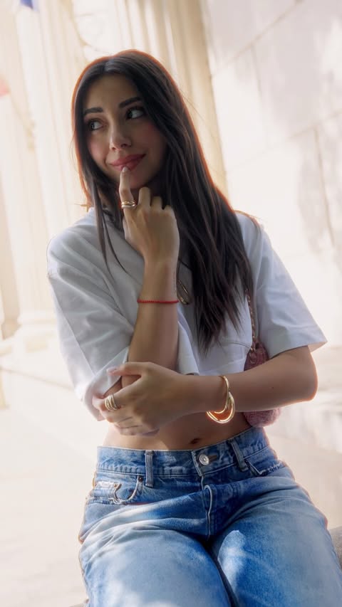 Instagram post by @smarandastirbu for Pandora. Caption reads: Shine first. Details second. ✨ #pandora #belove....