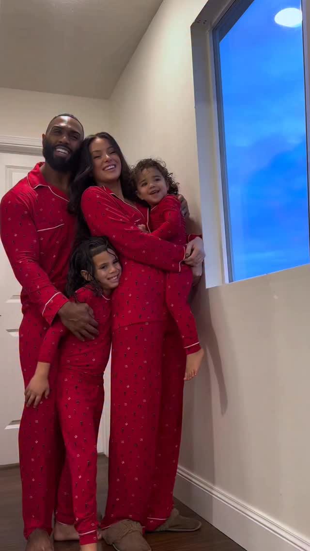 Instagram post by @shailey_ for Eberjey. Caption reads: [...] in the oven and the pj’s are matching🥰....