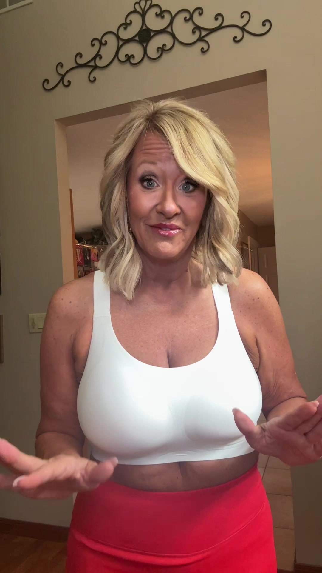 TikTok post by @kristie32 for Werena. Caption reads: @Werena #jellybra #comfortable #nounderwirebra....