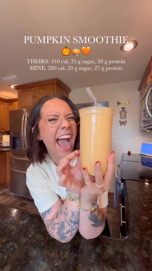 Instagram post by @jenna_bariatricbestie for Clean Simple Eats. Caption reads: me 🤝 smoodies ✨ RECIPE:

- 1/2 cup frozen....