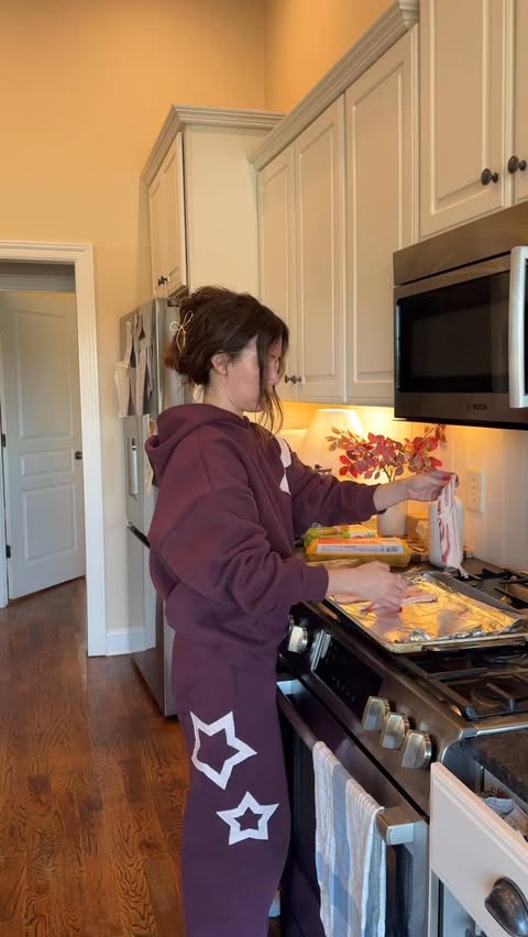 Instagram post by @cecilybauchmann for Nordstrom. Caption reads: [...] and workouts I enjoy in the new year!!....