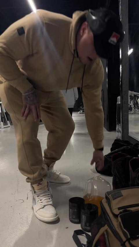 Instagram post by @_nickjustice for Hosstile. Caption reads: [...] that’s been fueling me since 2021🔥....