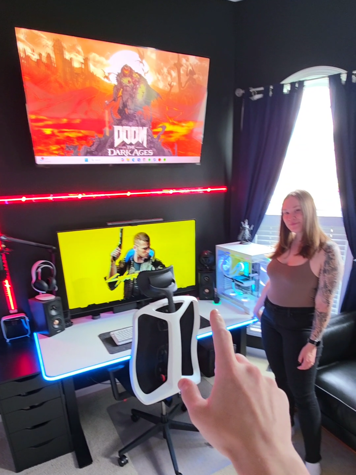 TikTok post by @camxpetra for Valencia Theater Seating. Caption reads: [...] wall and its awesome! Thank you....