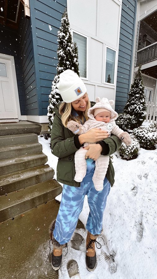 Instagram post by @nicole_thenomad for UPPAbaby. Caption reads: [...] with the Aria infant car seat from @uppababy....