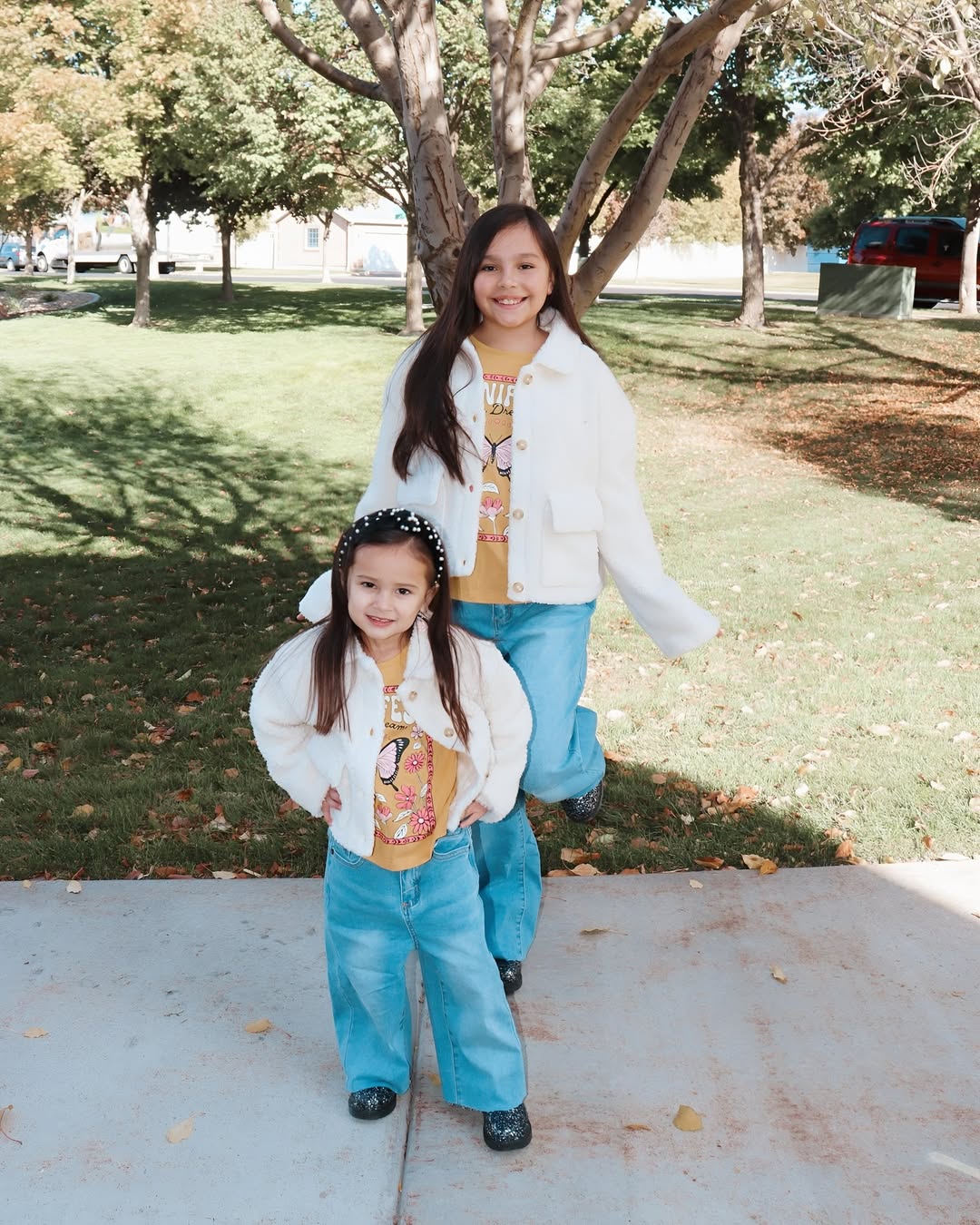 Instagram post by @arybindrup for FabKids. Caption reads: #fabkidspartner sister matching!! We love @fabkids....