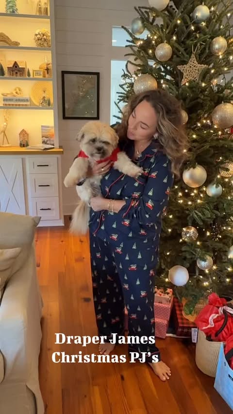 Instagram post by @southernchicstyle for Draper James. Caption reads: I L❤️VE my @draperjames Christmas 🎄Pajamas!....