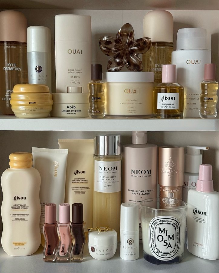 Instagram post by @addict_to_beauty_ for Diptyque. Caption reads: A few of the beauty favourites I’ve been reaching....