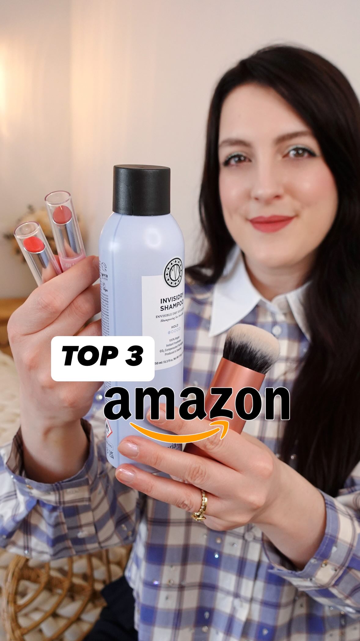 Instagram post by @lodoesmakeup for Wet N Wild Beauty. Caption reads: Les 3 meilleurs produits sur @amazon.fr 🏆✨
•....