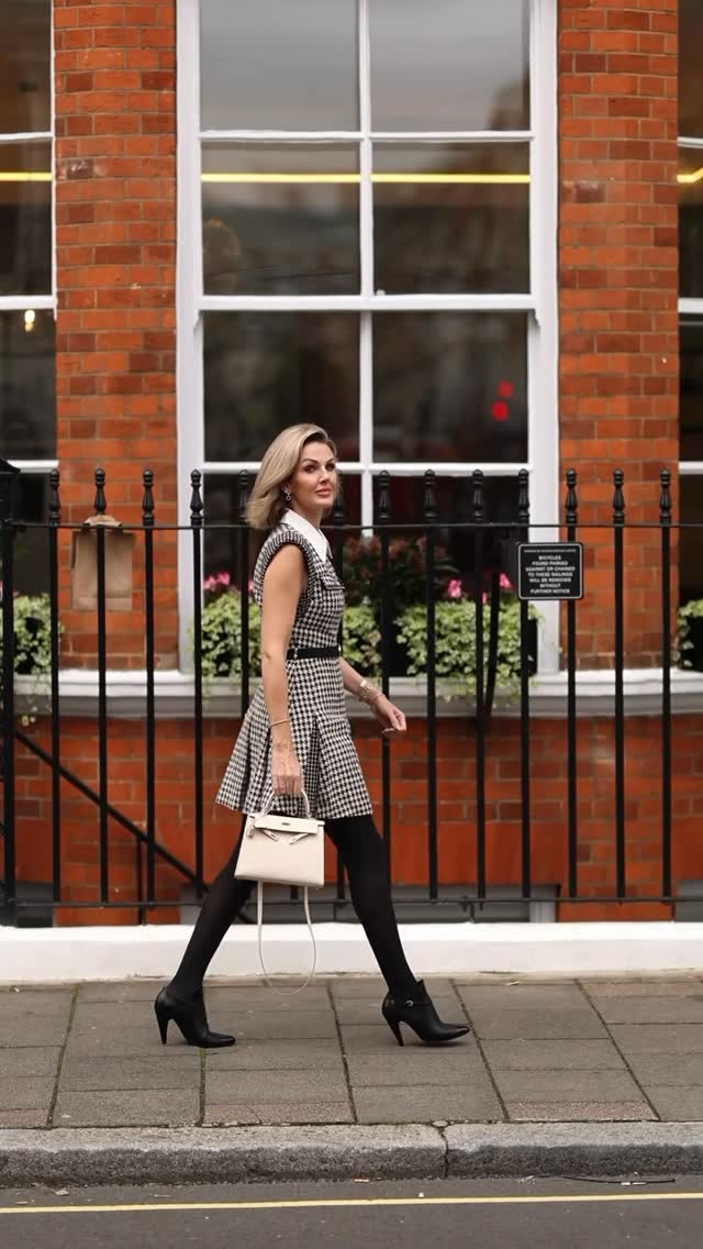 Instagram post by @swoon_love for Karen Millen. Caption reads: The dress that will see you through to April. 
I....