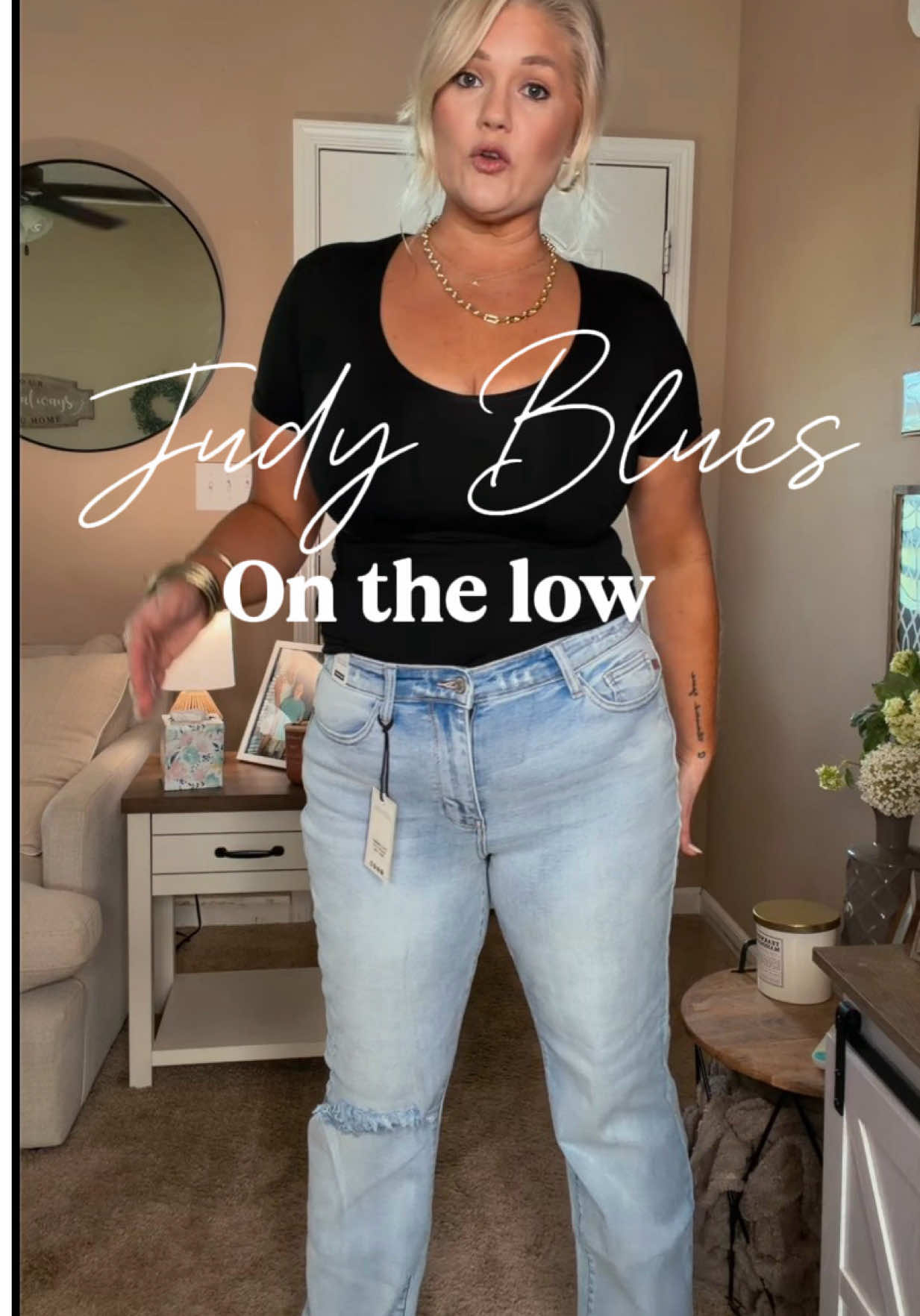 TikTok post by @thick_fil.a for Kali Rose Boutique. Caption reads: [...] #midsize #plusjean #momjean....
