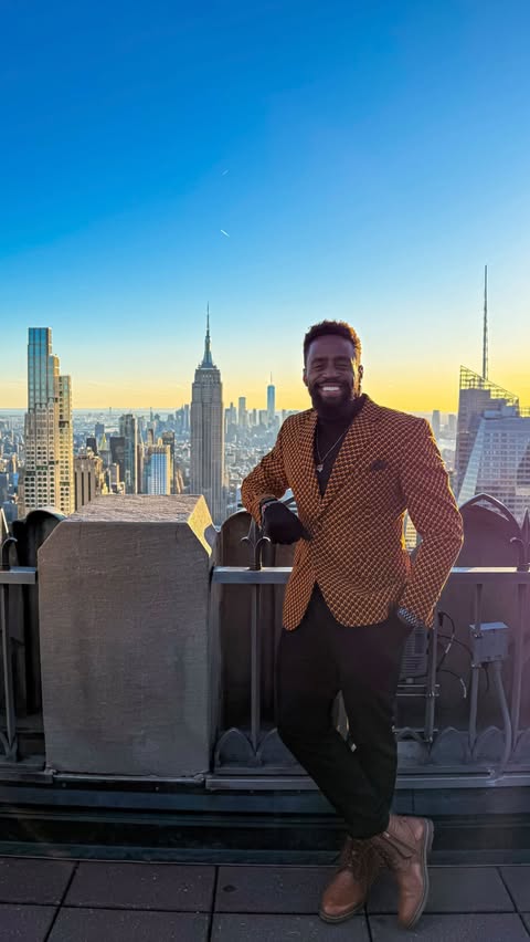 Instagram post by @thefashionablefrequentflyer for GetYourGuide. Caption reads: @topoftherocknyc courtesy of @getyourguide — a....