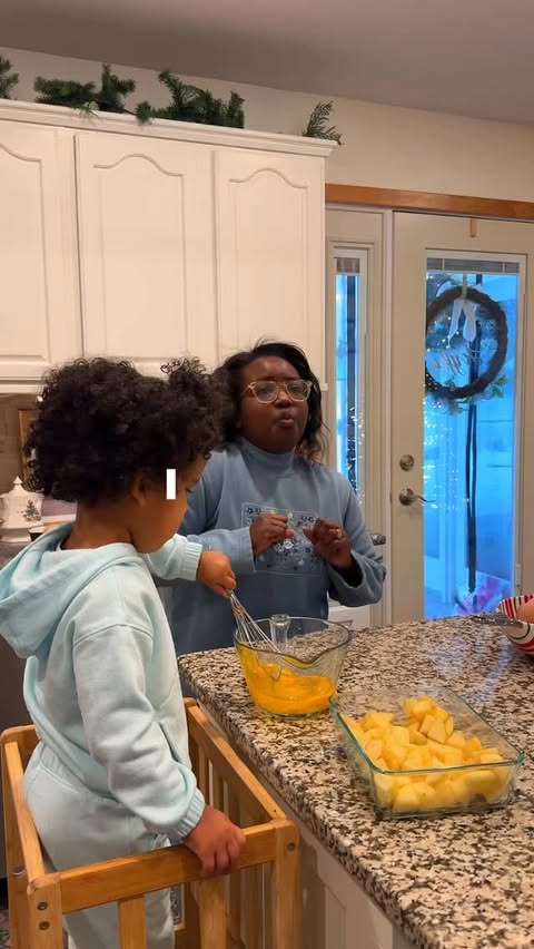 Instagram post by @heartwithangie for HexClad. Caption reads: A snowy Tuesday at home 🕊️Never forget who’s in....