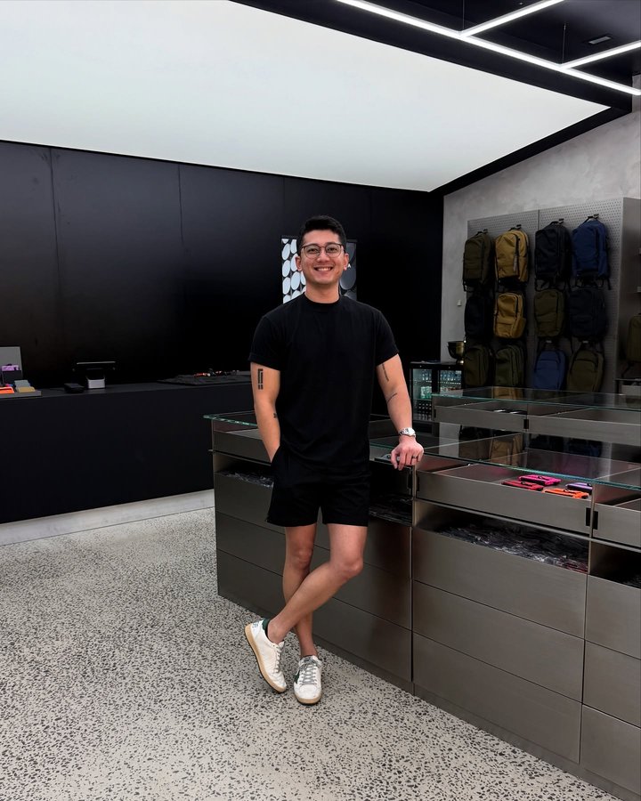 Instagram post by @zacalviz for ALPAKA. Caption reads: My trusted everyday carry - @alpakagear 🦙

Get....